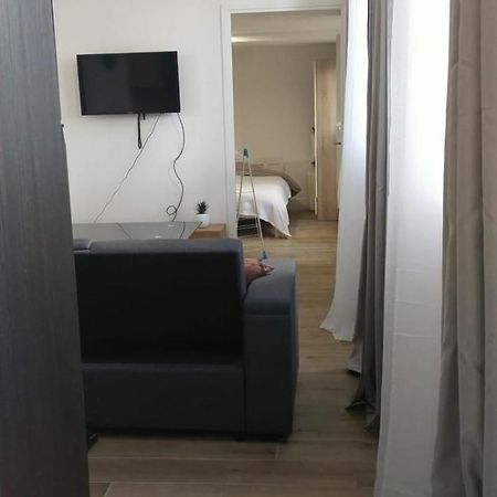 Apartmán 2 Piece Avec Terrasse Ensoleille Suresnes Exteriér fotografie